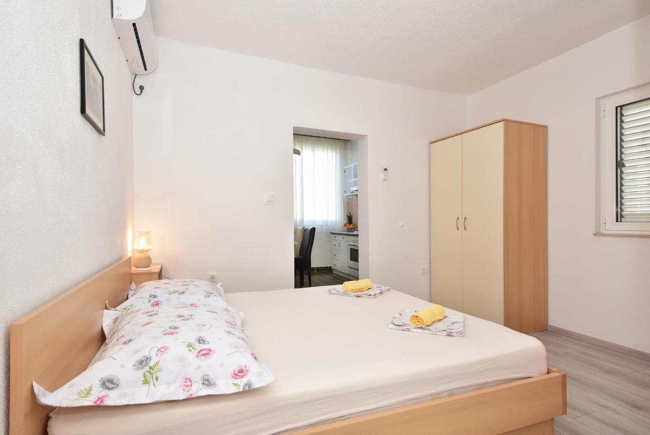 Apartments Makarska Gudelj Cvitan Exterior photo